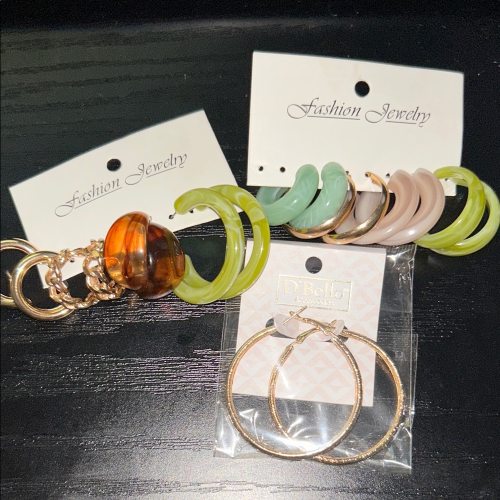 Elegant Gold and Green Hoop Earrings Set